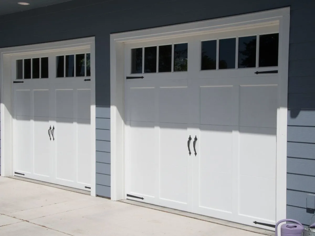 Insulated vs. Non-Insulated Garage Doors: Which Is Right for You?
